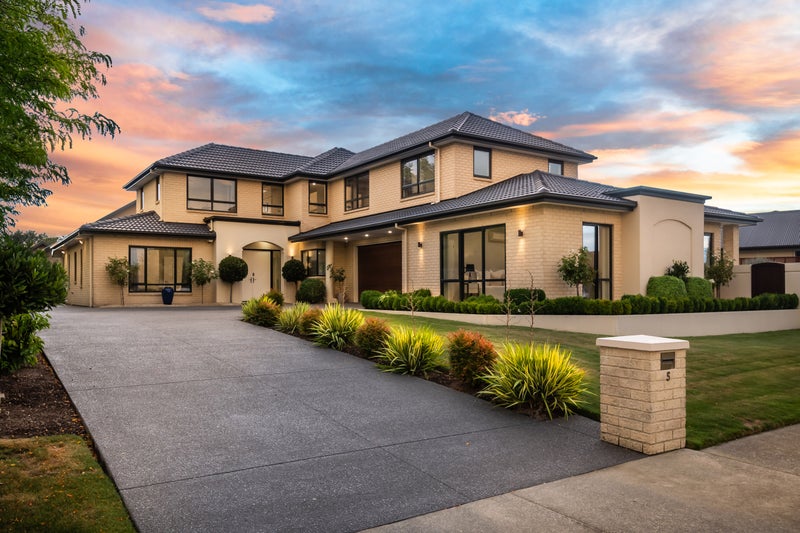 5 Ruby Avenue, Northwood, Christchurch - Carousel 32
