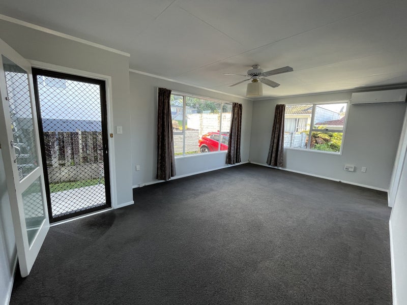 9A Rothesay Place, Dinsdale, Hamilton - Carousel 2