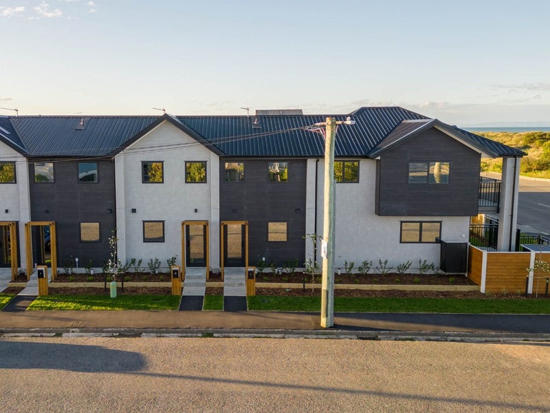 4 Leaver Terrace, North New Brighton, Christchurch - Carousel 1