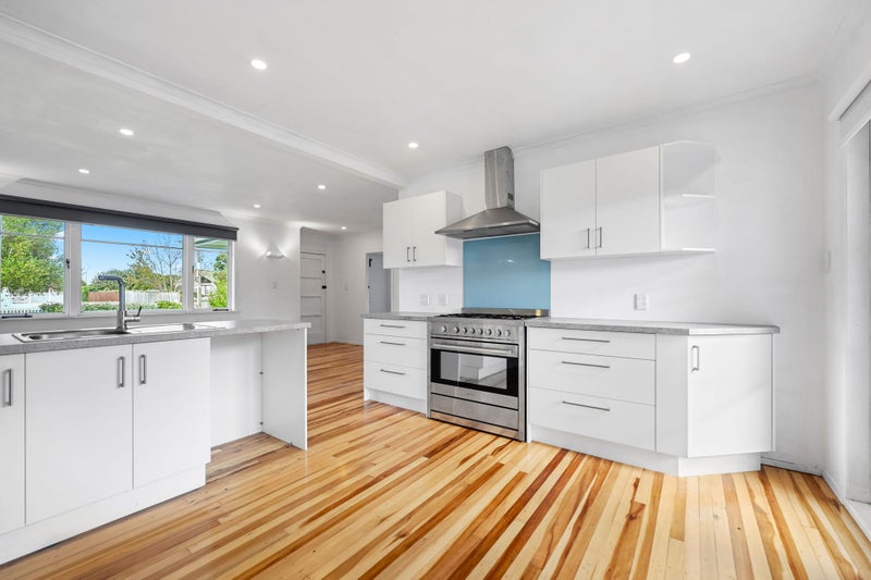 3 Glenview Terrace, Glenview, Hamilton - Carousel 2