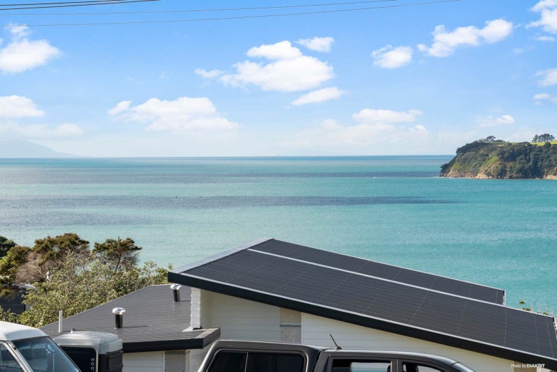 10 Melandra Road, Stanmore Bay, Whangaparaoa - Carousel 2