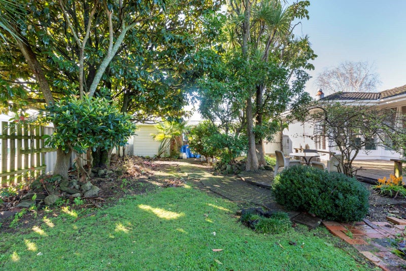 1 Rata Street, Waiuku, Waiuku - Carousel 16