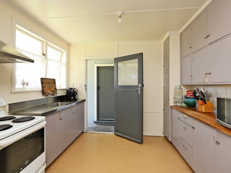 308 Tui Place, Camberley, Hastings - Carousel 2