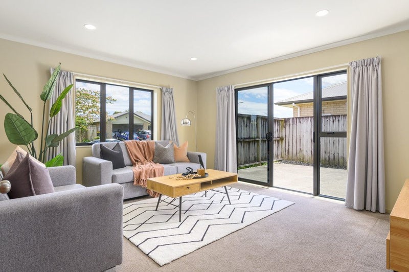 4 Landmark Court, Huntington, Hamilton - Carousel 2