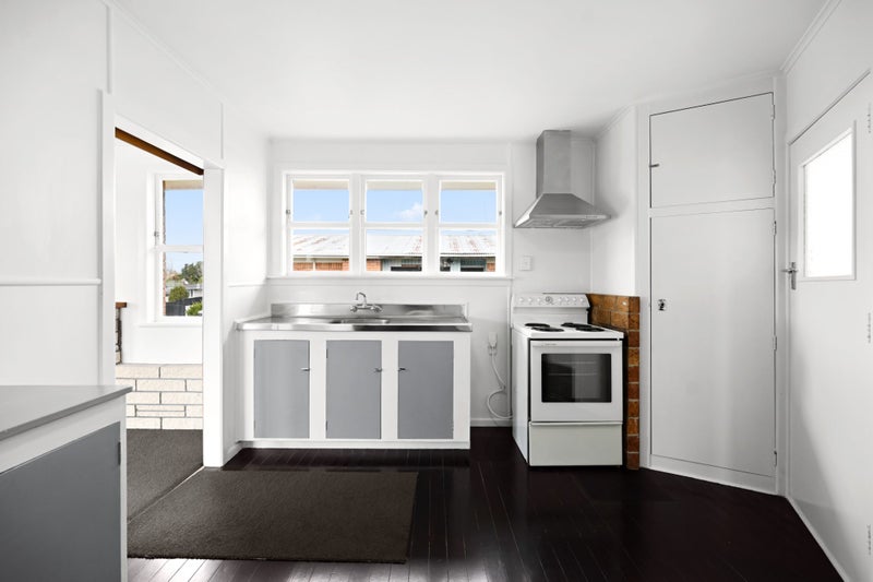 43 Urlich Avenue, Melville, Hamilton - Carousel 2