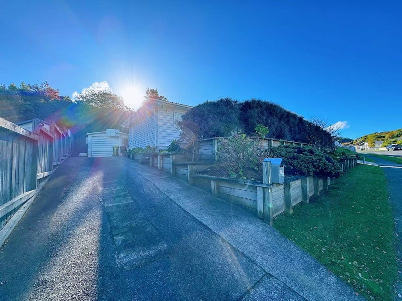 179 Major Drive, Kelson, Lower Hutt - Carousel 2