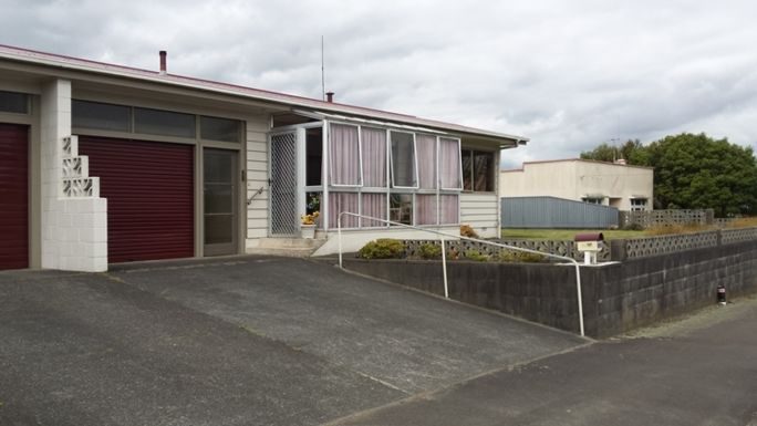 305 Ruahine Street, Terrace End, Palmerston North - Carousel 1