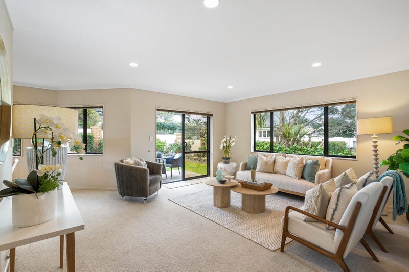 15B Irirangi Road, Greenlane, Auckland - Carousel 2