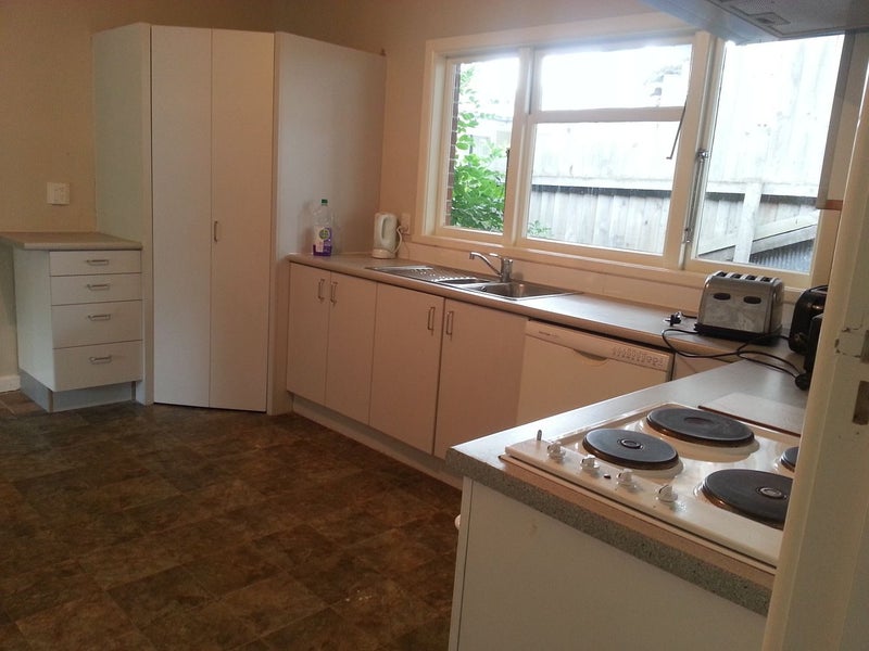 8 Curletts Road, Sockburn, Christchurch - Carousel 2