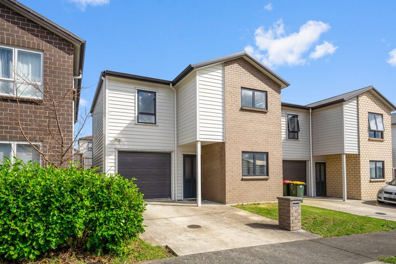 7 Awhenga Place, Weymouth, Auckland - Carousel 2