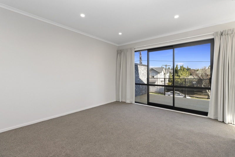 6/88 Carrington Avenue, Silverdale, Hamilton - Carousel 1