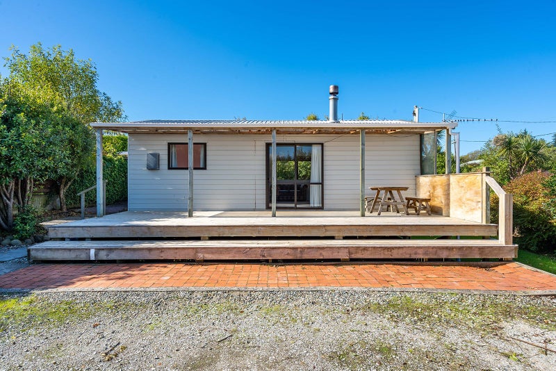 1 Bay Road, Warrington, Waikouaiti - Carousel 1