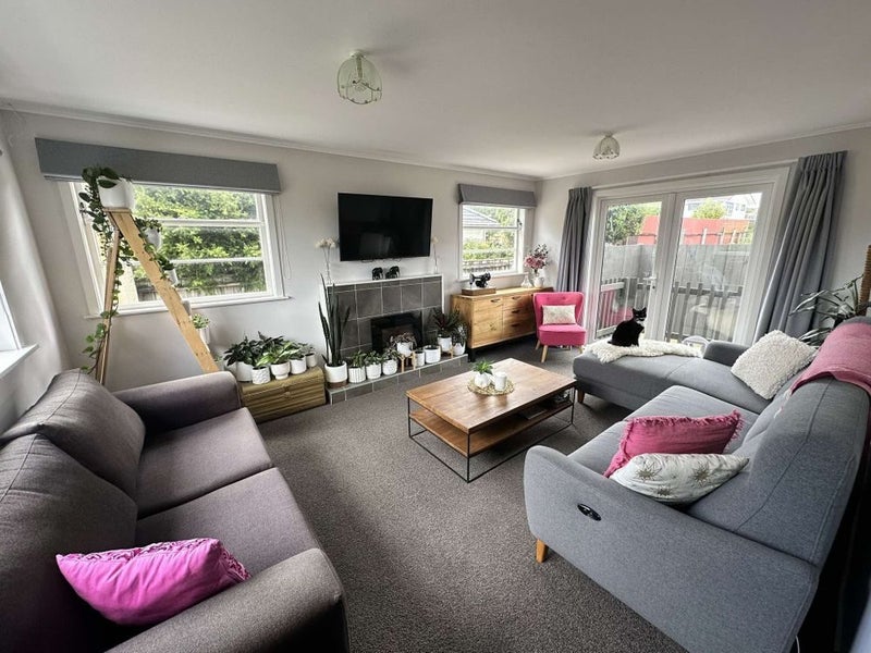 22C Ebdentown Street, Ebdentown, Upper Hutt - Carousel 2