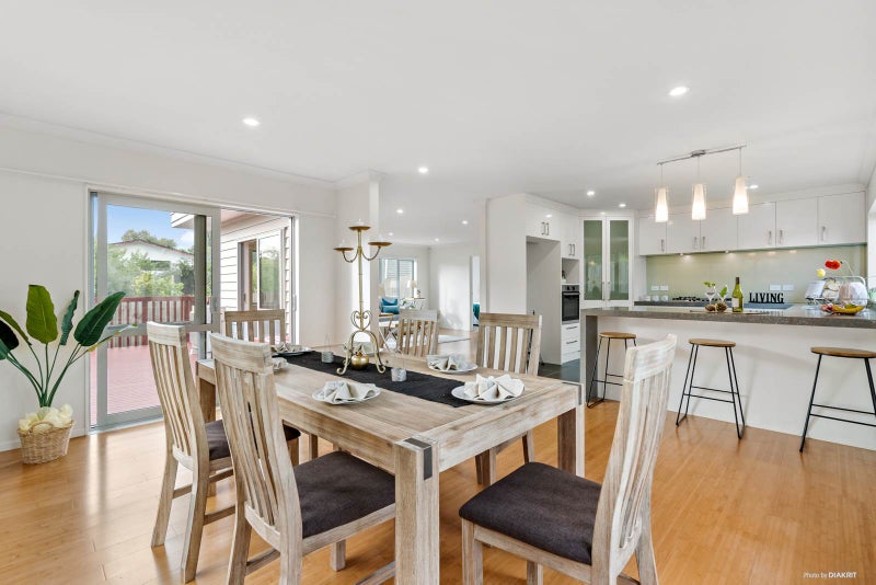 18A Waitaki Street, Henderson, Auckland - Carousel 2