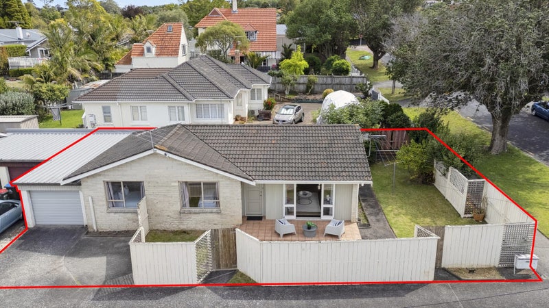 1/30 Puriri Avenue, Greenlane, Auckland - Carousel 1