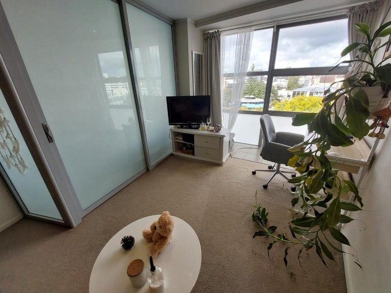 11H/156 Vincent Street, Auckland Central, Auckland - Carousel 1