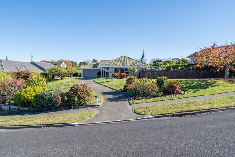 7 Kahurangi Drive, Rangatira Park, Taupo - Carousel 1