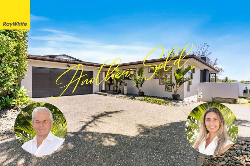 16 Ganymede Place, Half Moon Bay, Auckland - Carousel 1