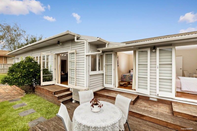 133 Pah Road, Royal Oak, Auckland - Carousel 2