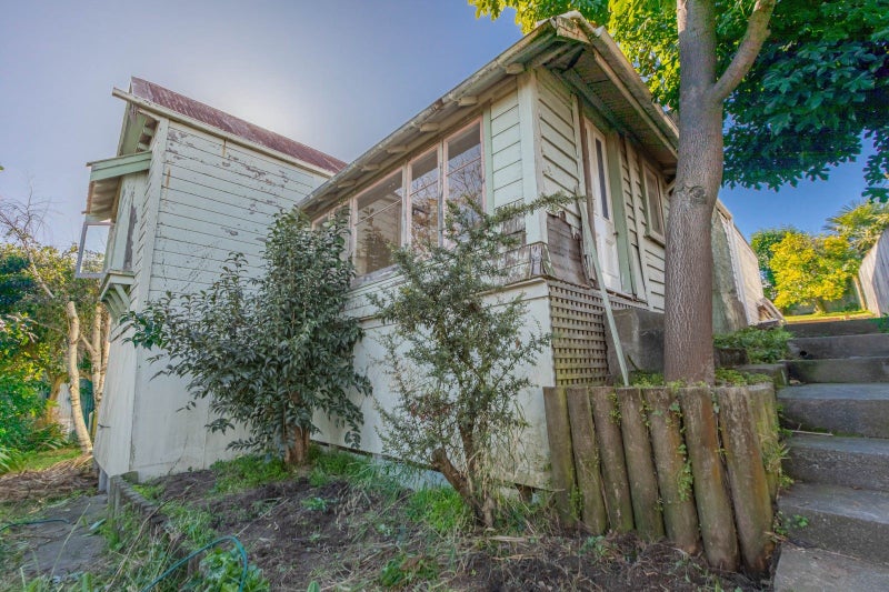 47 Cameron Road, Bluff Hill, Napier - Carousel 20