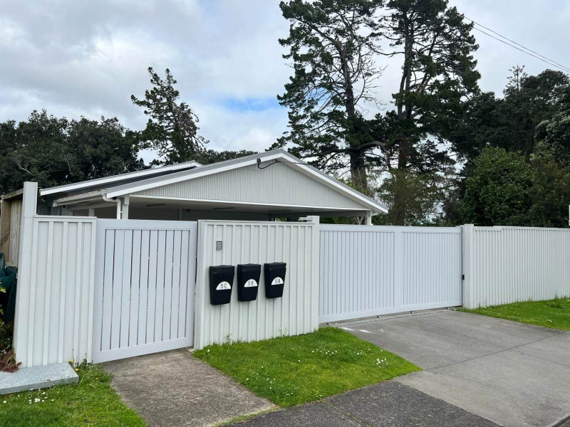3/5 Beach Haven Road, Beach Haven, Auckland - Carousel 17