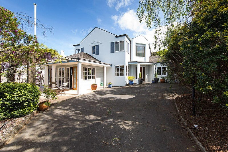1A Renown Avenue, Greenlane, Auckland - Carousel 1