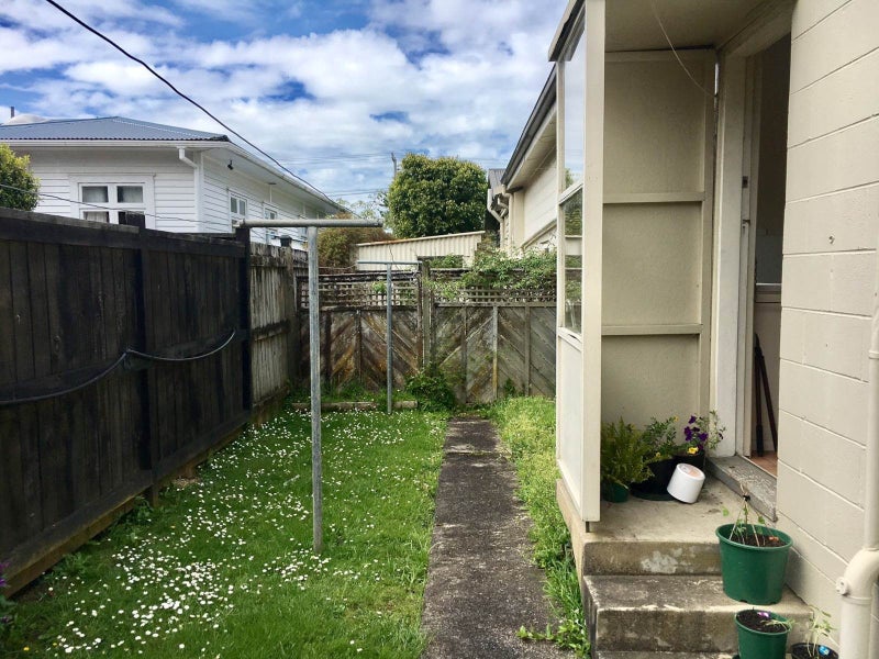 2/23 Rotomahana Terrace, Remuera, Auckland - Carousel 8