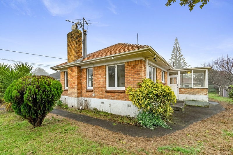 49 Puhinui Road, Manukau, Auckland - Carousel 1