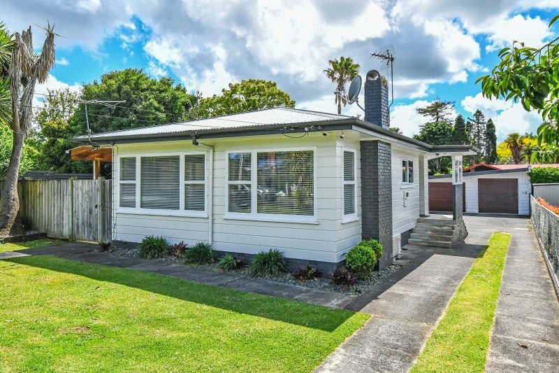 2 Hillcrest Grove, Hillpark, Auckland - Carousel 2