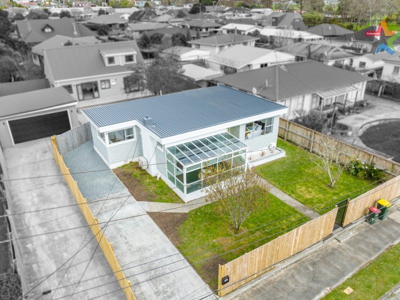 6 Morrison Grove, Stokes Valley, Lower Hutt - Carousel 1