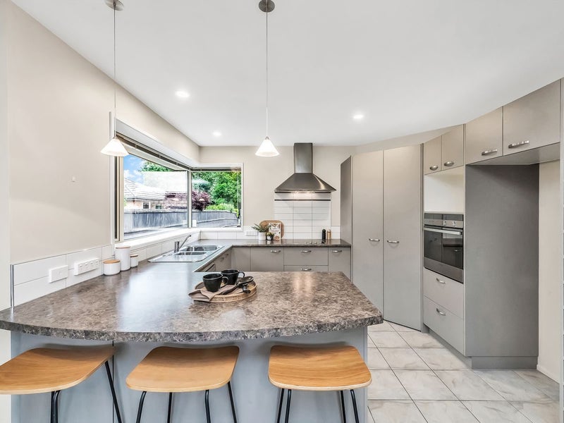10 Cyclamen Place, Aidanfield, Christchurch - Carousel 2