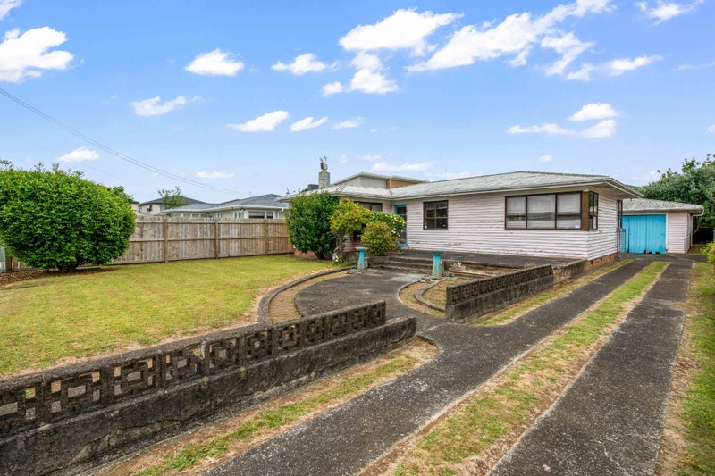 3 Kerrydale Road, Manurewa, Auckland - Carousel 2