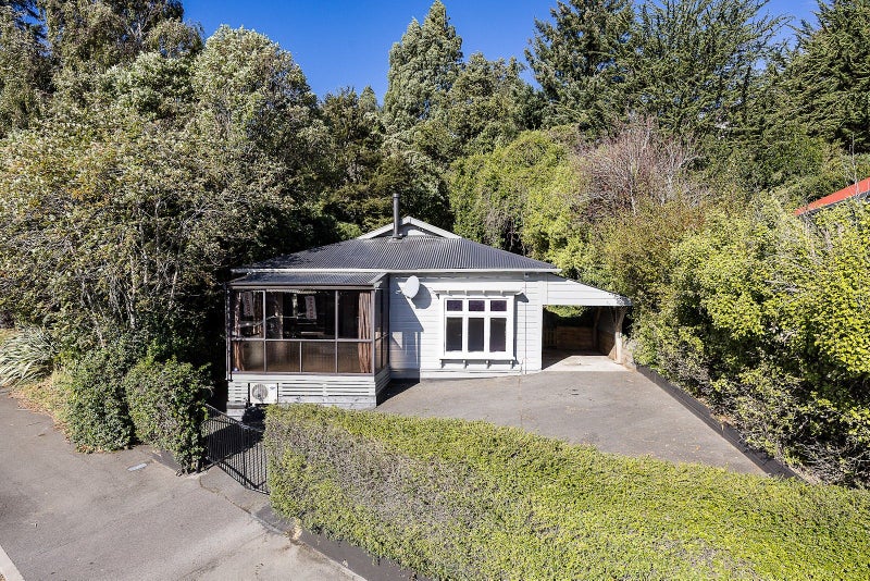 105 Kaikorai Valley Road, Glenross, Dunedin - Carousel 1