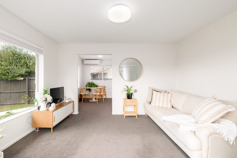 2/17 Tamarisk Place, Parklands, Christchurch - Carousel 2