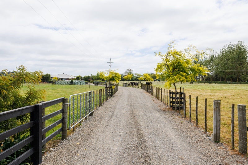 271 Reid Line, AORANGI, FEILDING - Carousel 2