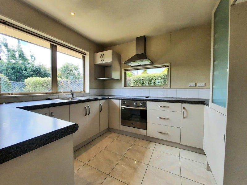 38 Bassett Street, Burwood, Christchurch - Carousel 2