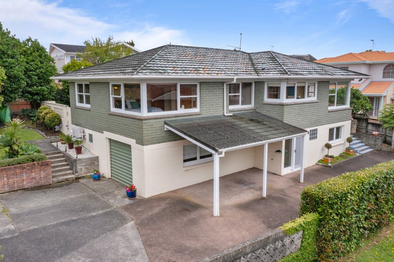 1/4 Northgrove Avenue, Hillcrest, Auckland - Carousel 1