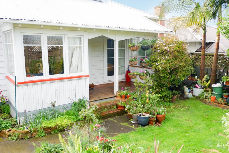 43 Cardwell Street, Onehunga, Auckland - Carousel 2