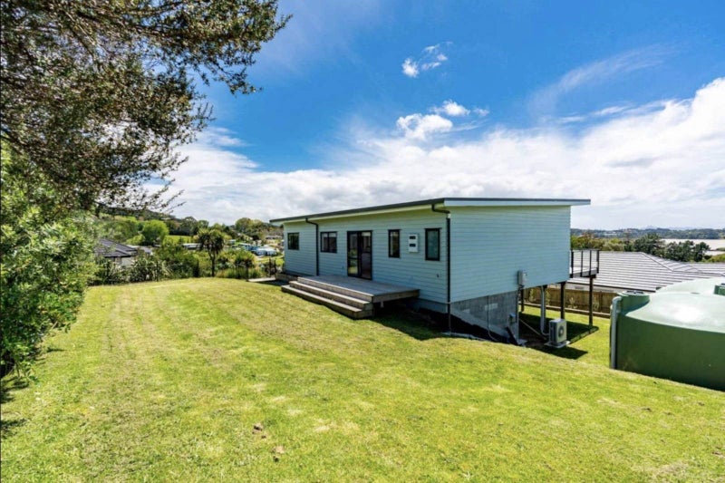 4 Kanuka Place, Mangawhai Heads, Mangawhai - Carousel 2