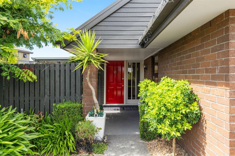 21 Tivoli Place, Bishopdale, Christchurch - Carousel 2