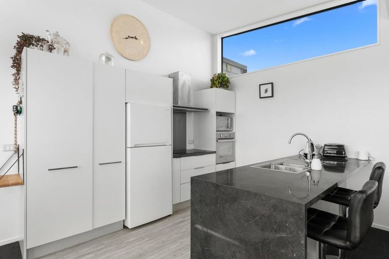 27 Caulfield Avenue, Halswell, Christchurch - Carousel 2