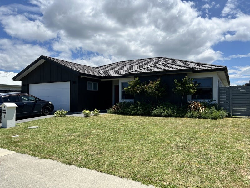 4 Hikawera Drive, Frimley, Hastings - Carousel 1