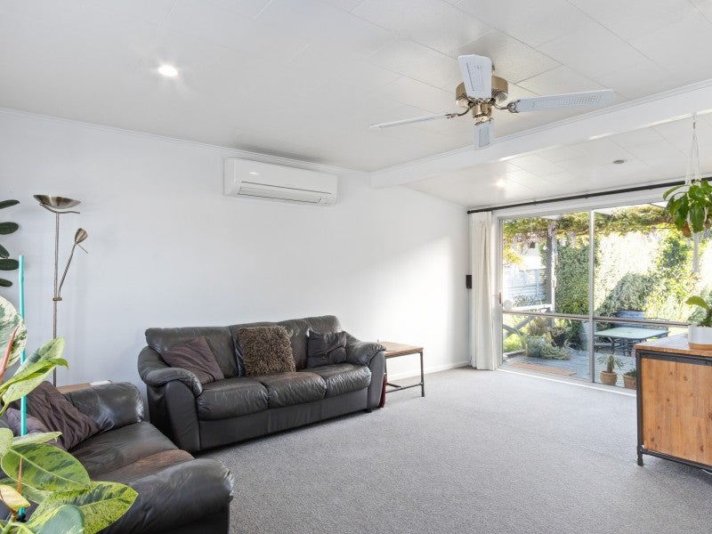 18 Skerrett Crescent, Tamatea, Napier - Carousel 2
