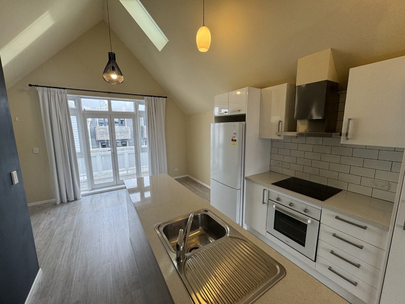 20/35 Pirie Street, Mount Victoria, Wellington - Carousel 2