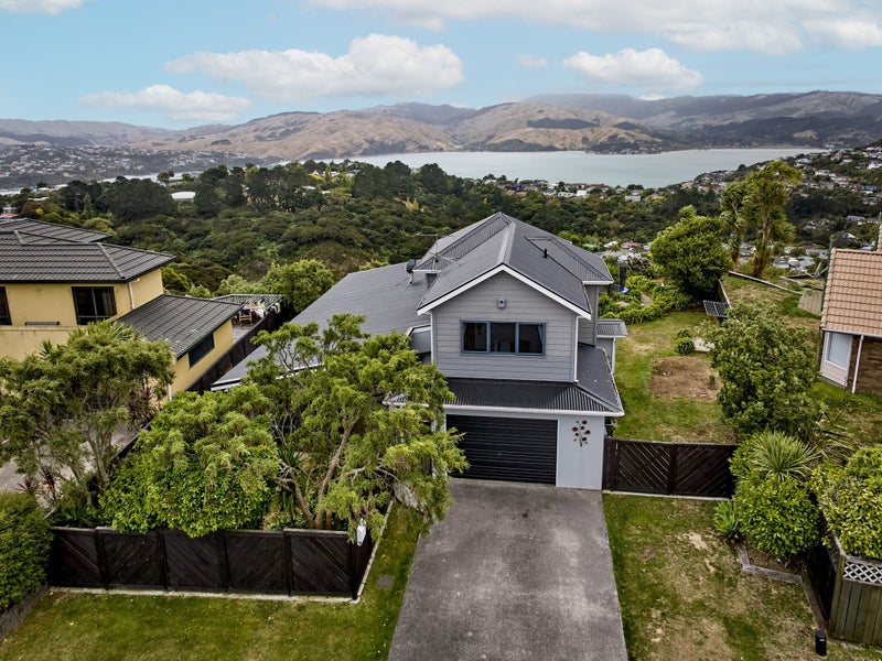 16 Doncaster Terrace, Ascot Park, Porirua - Carousel 2