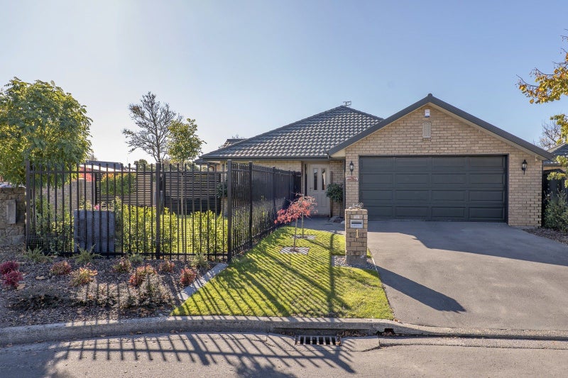 1 Ballybrack Place, Casebrook, Christchurch - Carousel 1