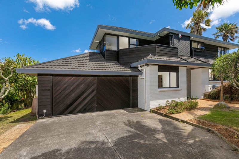 12 County Road, Torbay, Auckland - Carousel 2