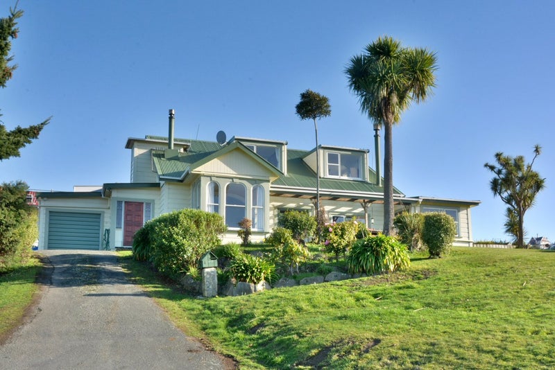 6 Belleknowes Terrace, Belleknowes, Dunedin - Carousel 24