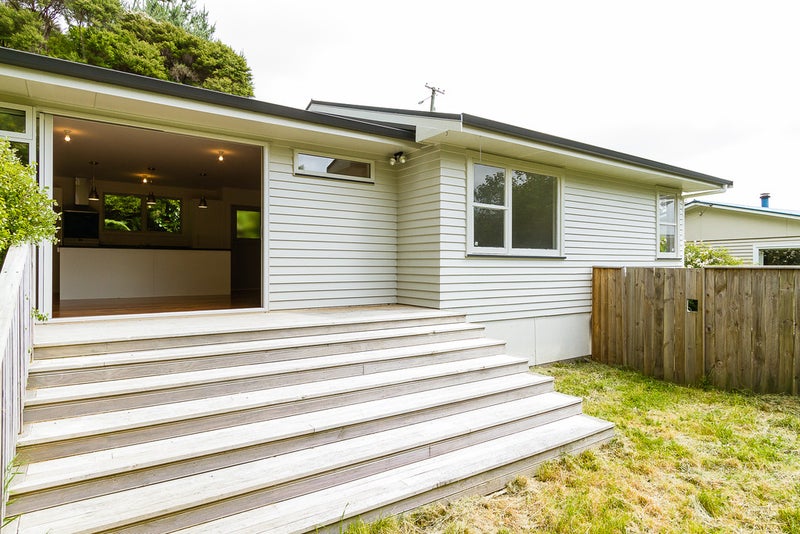 47 John Street, Stokes Valley, Lower Hutt - Carousel 9