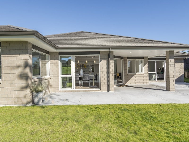 2 Gumtree Lane , Omokoroa, MATAKANA ISLAND - Carousel 2
